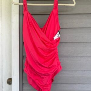 NWT 10 Jantzen Bold Pink One Piece Swimsuit